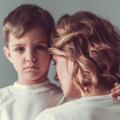 Σύνδρομο Μινχάουζεν δι' αντιπροσώπου: Tι είναι και πώς μπορεί να οδηγήσει σε έγκλημα 