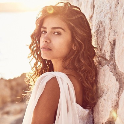 Beach waves: Πώς θα πετύχετε βήμα-βήμα αυτό το υπέροχο look 