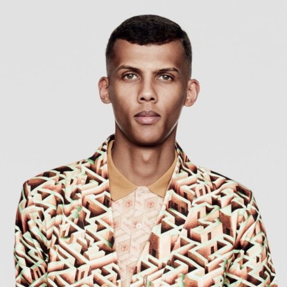 Ο Βέλγος καλλιτέχνης Stromae αποκαλύπτει τα essentials χωρίς τα οποία δεν μπορεί να ζήσει