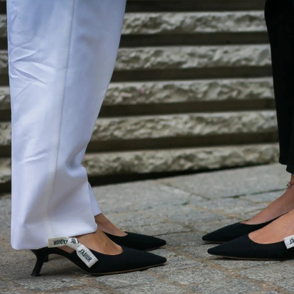Slingbacks: Τα πιο κομψά ss22 designs που χρειάζεστε σε κάθε σας εμφάνιση 