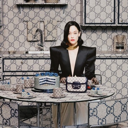 Το Gucci GG canvas γίνεται μπλε: Δείτε την υπέροχη καμπάνια της νέας χρωματικής εκδοχής