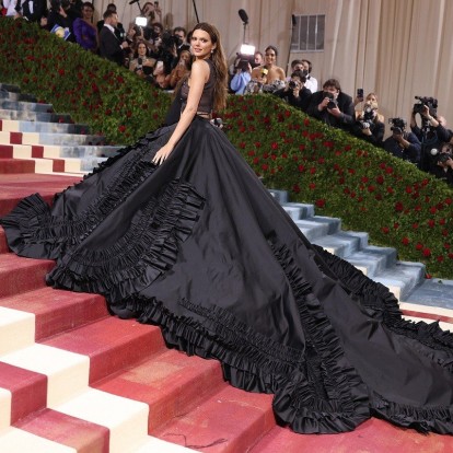 Τα 10 καλύτερα red carpet looks του φετινού Met Gala