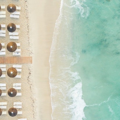 Χαλκιδική lovers: Τα πολυαναμενόμενα openings των πιο hot beach bars ενόψει Πρωτομαγιάς 