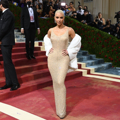 Gilded Glamour: Τι σημαίνει το θέμα του Met Gala και πώς θα το φορέσετε; 