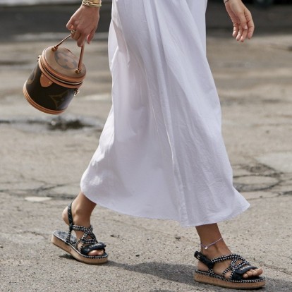 Summer Touch: Τα σανδάλια που πρέπει να αποκτήσετε από τώρα