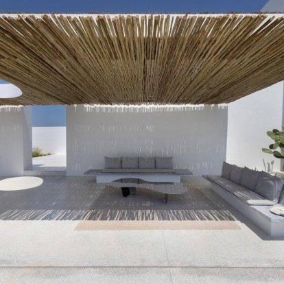 Less is more σε μια κατοικία στην Πάρο, ωδή στην αφαίρεση 