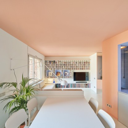 Δείτε πως η διακόσμηση ενός πολύ μικρού loft μπορεί να το αναδείξει σε dream place 