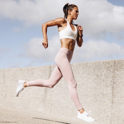 Ένα 10λεπτο workout για να πετύχετε το απόλυτο beach body