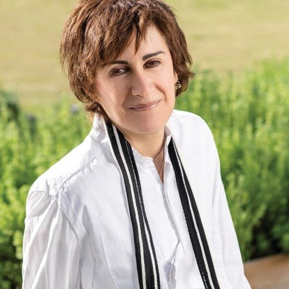 Η ﻿﻿πολυμήχανη Ξένια Τζιβόγλου μοιράζεται τις δικές της αλήθειες μέσα από το ταξίδι της στη γαστρονομία