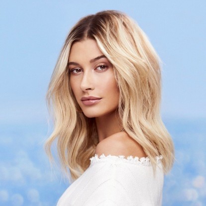 Ποια είναι τα skincare steps που ακολουθεί η Hailey Bieber πριν πάει για ύπνο;
