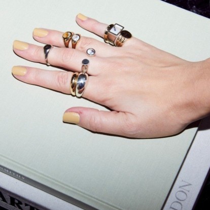 Αυτά θα είναι τα 7 πιο δημοφιλή nail trends για το υπόλοιπο 2022 