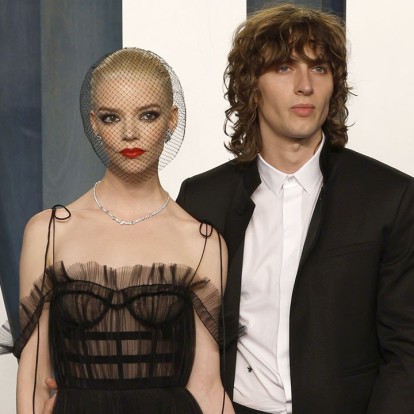 Anya Taylor-Joy: Η Queen's Gambit star και πρέσβειρα του Dior παντρεύτηκε υπό άκρα μυστικότητα