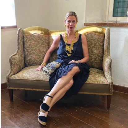 Η επιμελήτρια εκθέσεων, Ίρις Κρητικού, μας παρουσιάζει τα νέα της projects για το φετινό καλοκαίρι