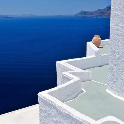 Όλα για ένα καλοκαίρι: Γιατί δεν καθορίζουν οι εποχές τη δική μας ευτυχία; 