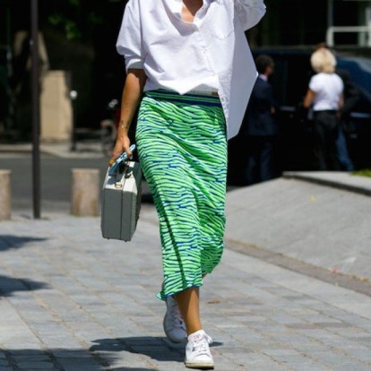 Τα white sneakers που θα φοράτε συνέχεια