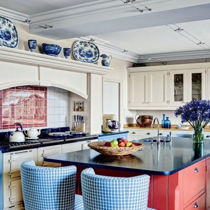 Holiday Gift Guide: Colors in the kitchen