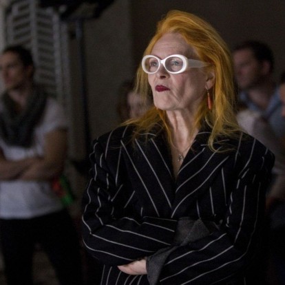 Μέσα στο 2018 θα κυκλοφορήσει μια νέα ταινία για τη Vivienne Westwood 