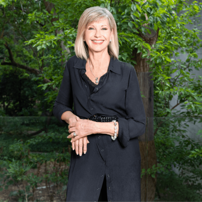 Έφυγε από τη ζωή η θρυλική πρωταγωνίστρια του Grease, Olivia Newton-John, σε ηλικία 73 ετών