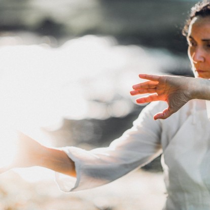 Qigong: Όλα όσα χρειάζεται να μάθουμε για να αναπτύξουμε την ζωτική μας ενέργεια