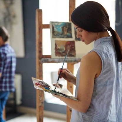 Art Therapy: Η δημιουργική έκφραση που προωθεί την ψυχική ευεξία