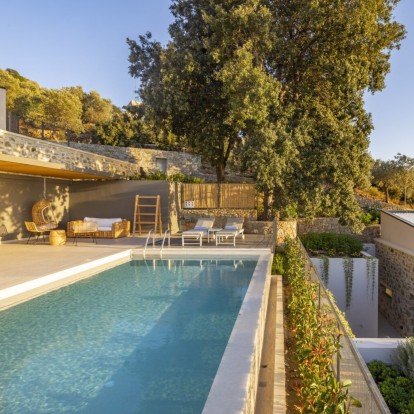 Greek Beauty: Τρεις βίλες στη Σκιάθο μετατρέπονται σ' ένα γοητευτικό καταφύγιο