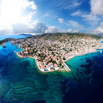 Αργοσαρωνικός: Ο επίγειος παράδεισος με τους προορισμούς-«κοσμήματα» που είναι ιδανικός για τον Σεπτέμβρη 