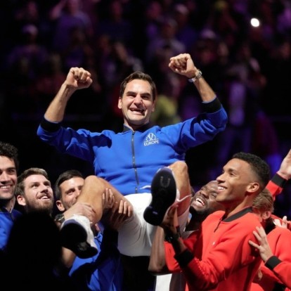The Last Dance: Ο κόσμος του τένις αποχαιρέτησε τον Roger Federer όπως ακριβώς του άξιζε