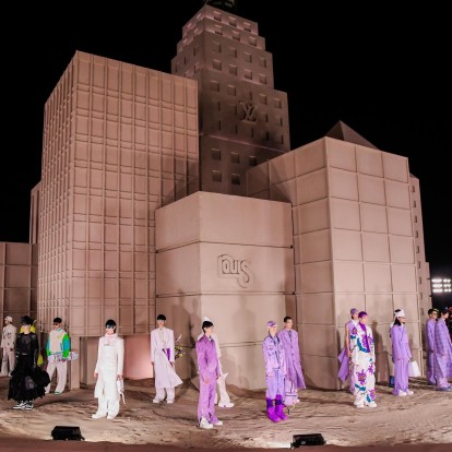 Η νέα Men's Spring-Summer 2023 collection της Louis Vuitton ανέδειξε το πιο cool πρότυπο άνδρα