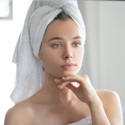 Αυτές είναι οι τροφές που «ξεδιψούν» την επιδερμίδα 