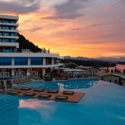 28η Οκτωβρίου: Το σύγχρονο resort μεσογειακής πολυτέλειας για ένα αξέχαστο τριήμερο στην Κέρκυρα