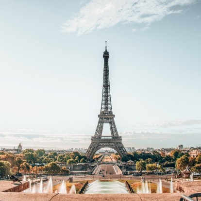 Travel lovers: 4+1 ταξίδια στο εξωτερικό που πρέπει να κάνετε asap