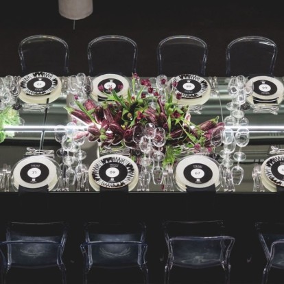 Το Δειπνοσοφιστήριον γιόρτασε μια πορεία 25 ετών με ένα elegant μυσταγωγικό event & dinner  