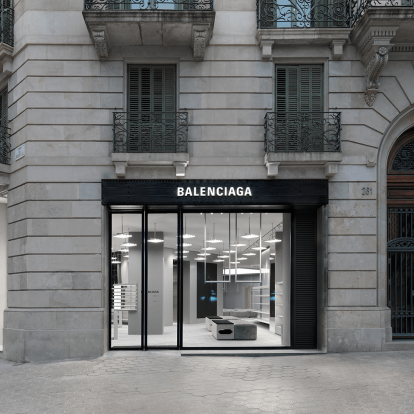 Balenciaga: Η αμφιλεγόμενη καμπάνια, το Twitter και η Kim Kardashian 