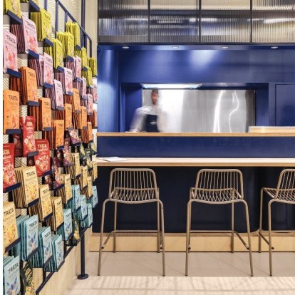 Το νέο ευρηματικό concept store στην Αγορά Μοδιάνο που απογειώνει τη γαστρονομία της θάλασσας