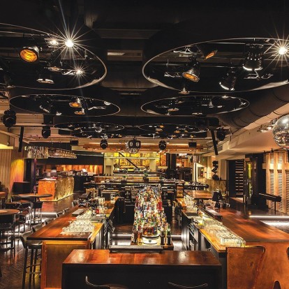 Το πιο εμβληματικό bar της Θεσσαλονίκης συνεχίζει να γράφει τη δική του ιστορία 