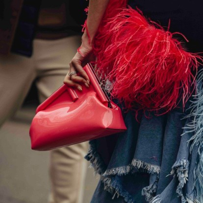Fashion Week: Οι street style τάσεις που κυριαρχούν στους δρόμους του Μιλάνο 