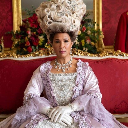 "Queen Charlotte: A Bridgerton Story": Κυκλοφόρησε το επίσημο τρέιλερ της πολυαναμενόμενης σειράς