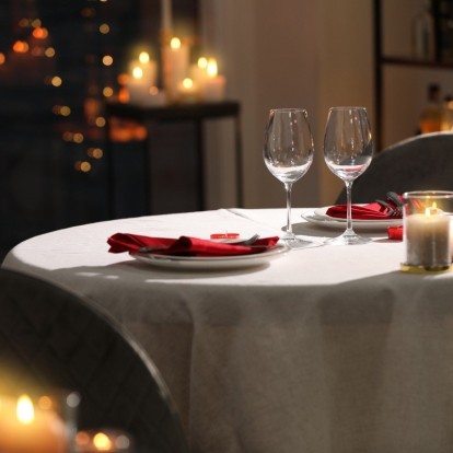 Valentine in the city: 10 διευθύνσεις της Θεσσαλονίκης μάς προσκαλούν στο πιο ρομαντικό dinner 