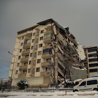 Σεισμός στην Τουρκία: Πόσες ημέρες μπορεί να αντέξει κάποιος παγιδευμένος στα συντρίμμια;